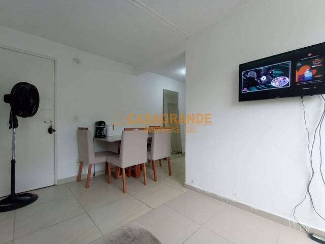 Apartamento para Venda em São José dos Campos - 4