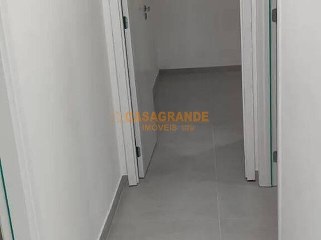 Apartamento para Venda em Jacareí - 5