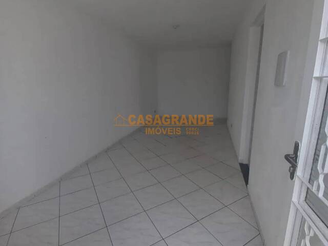 Casa para Venda em Jacareí - 4