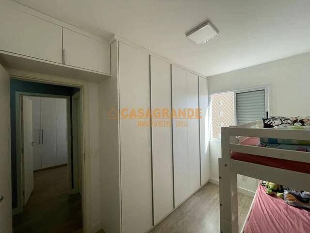 Apartamento para Venda em São José dos Campos - 5