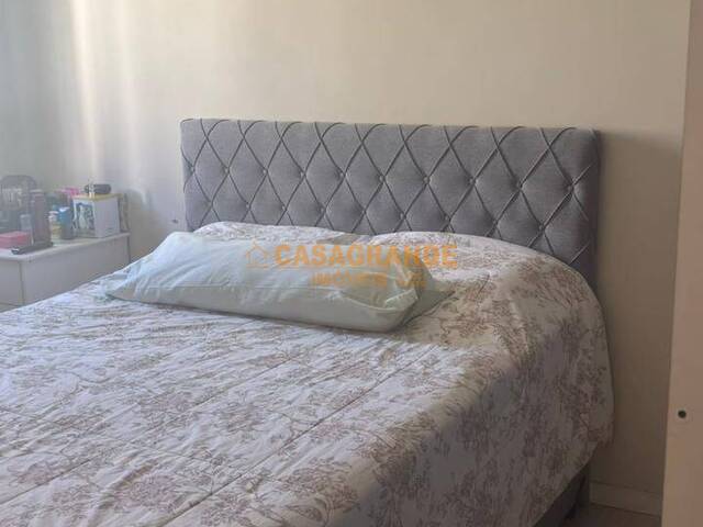 Apartamento para Venda em São José dos Campos - 4