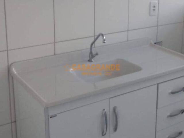 Apartamento para Venda em São José dos Campos - 4