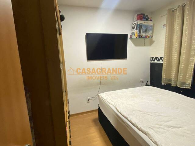 Apartamento para Venda em São José dos Campos - 4