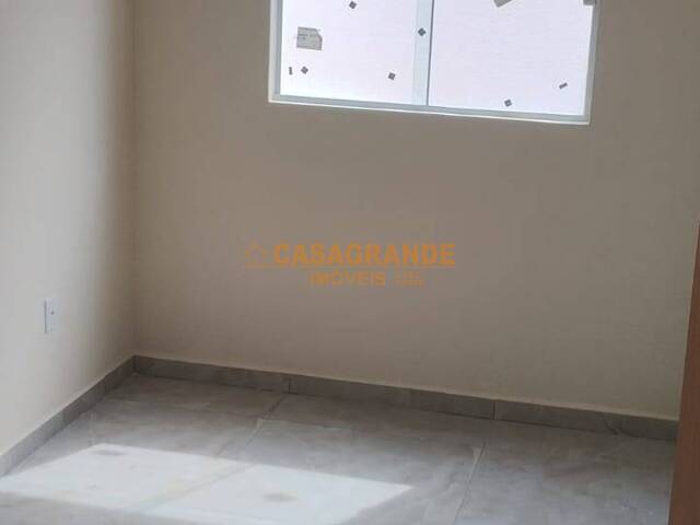 #14110 - Casa para Venda em Jacareí - SP - 3
