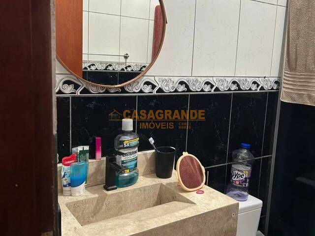 Casa para Venda em São José dos Campos - 5