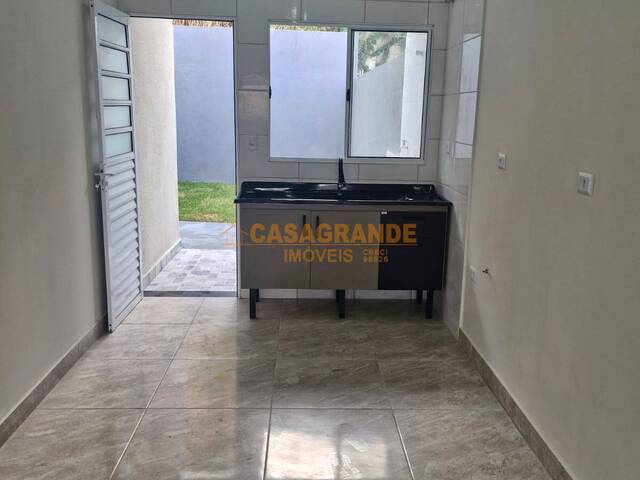 #14179 - Casa para Venda em Jacareí - SP - 3