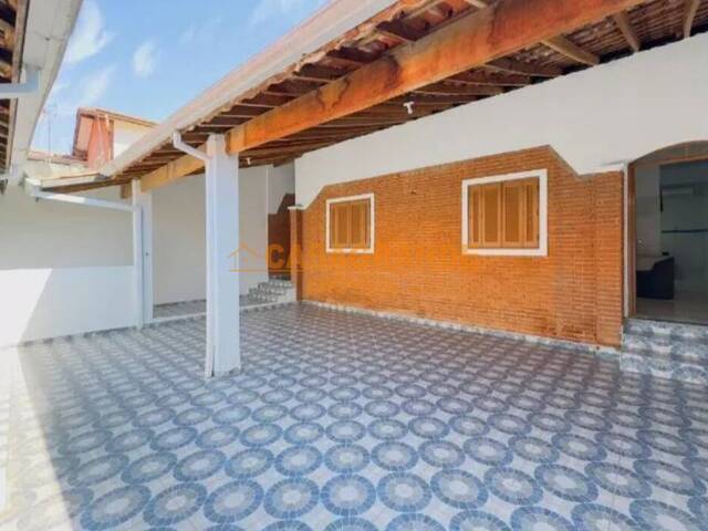 Casa para Venda em São José dos Campos - 2