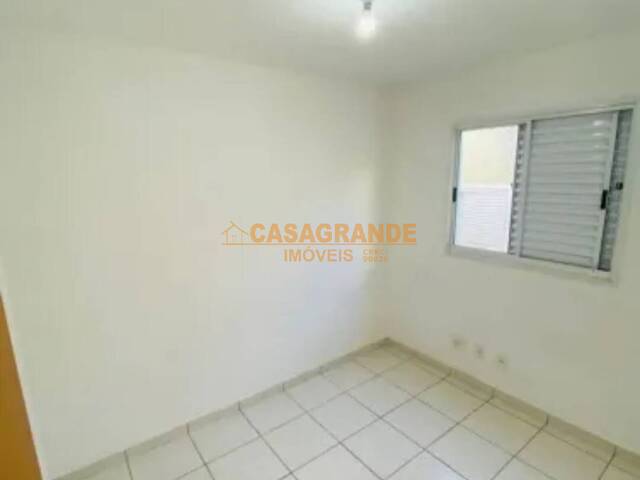 Apartamento para Venda em São José dos Campos - 4