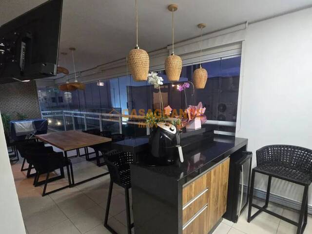 Apartamento para Venda em São José dos Campos - 4