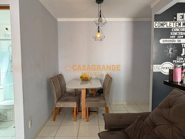 Apartamento para Venda em São José dos Campos - 5