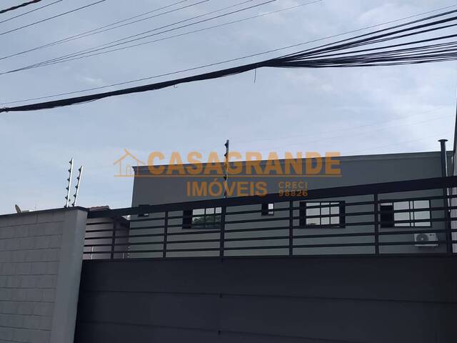 Casa para Venda em São José dos Campos - 5