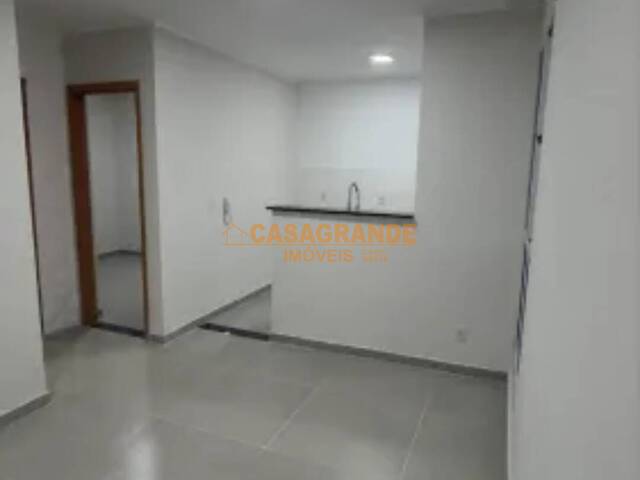 Apartamento para Venda em São José dos Campos - 4