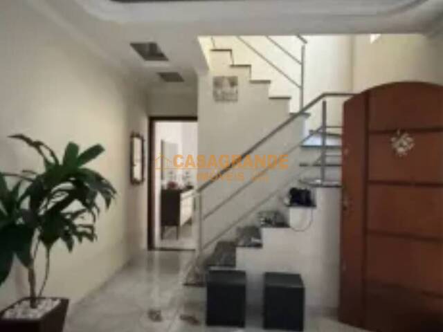 #14221 - Casa para Venda em São José dos Campos - SP - 2