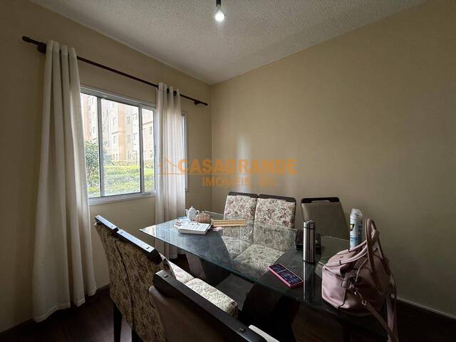 Apartamento para Locação em São José dos Campos - 4