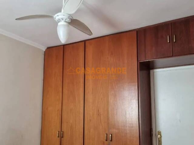 Apartamento para Venda em São José dos Campos - 4
