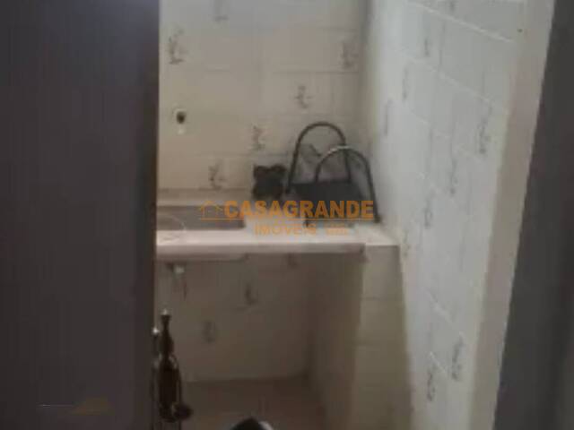 Casa para Venda em São José dos Campos - 5