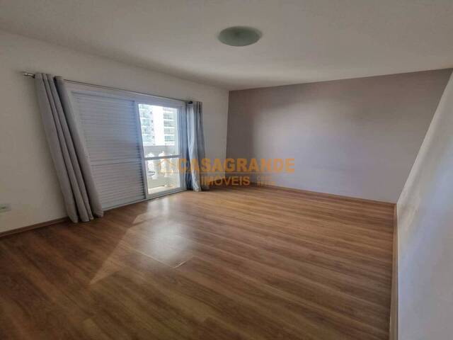 Apartamento para Venda em São José dos Campos - 5