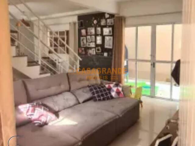 #14245 - Casa para Venda em São José dos Campos - SP - 1