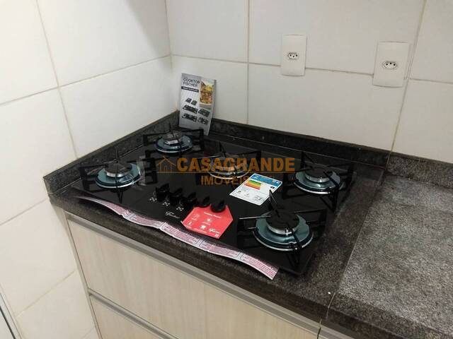 Casa para Venda em Jacareí - 4