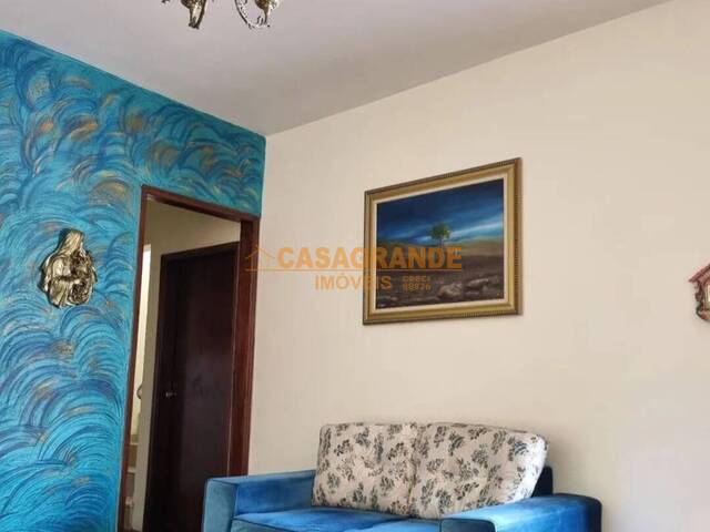 Casa para Venda em São José dos Campos - 5