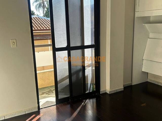 Apartamento para Venda em São José dos Campos - 5