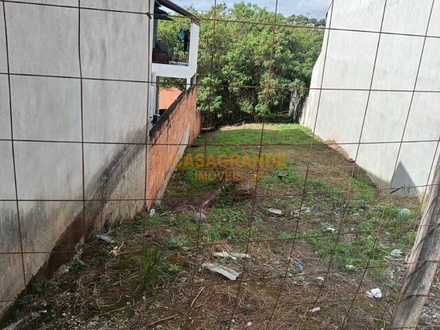 Área para Venda em São José dos Campos - 4