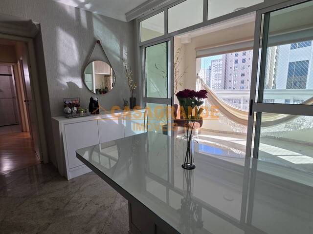 Apartamento para Venda em São José dos Campos - 5