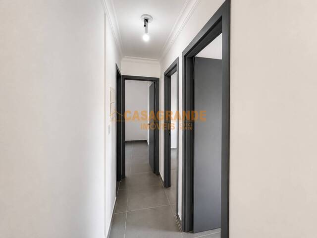 Apartamento para Venda em São José dos Campos - 5