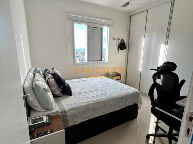 Apartamento para Venda em Jacareí - 4