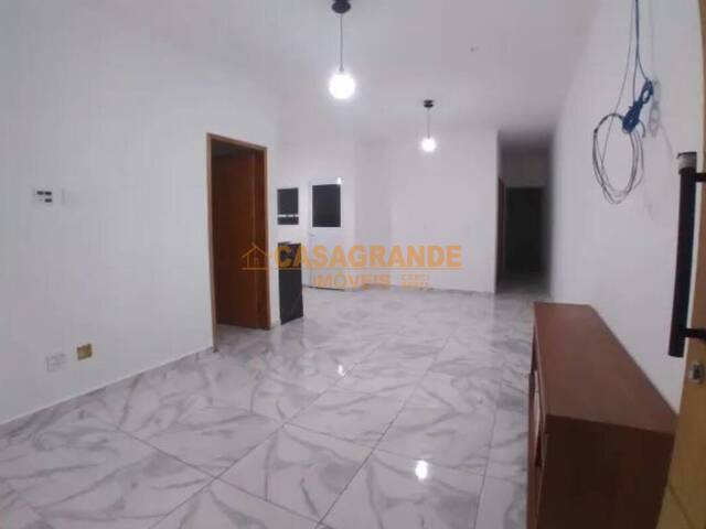 Casa para Locação em São José dos Campos - 4