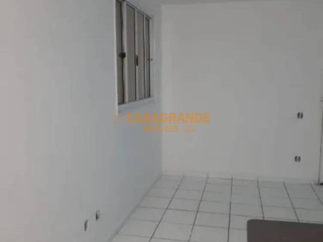 Apartamento para Venda em São José dos Campos - 4