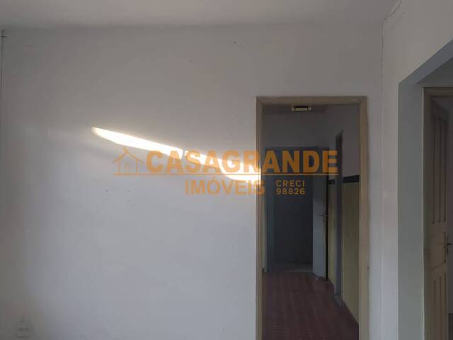 Bangalô para Locação em São José dos Campos - 4