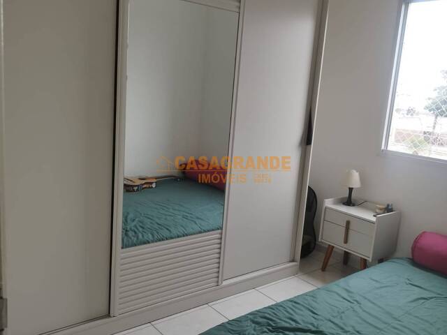 Apartamento para Venda em São José dos Campos - 4