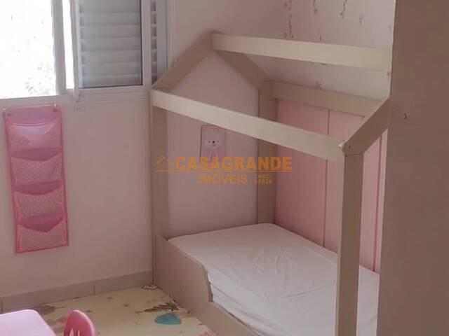Apartamento para Venda em São José dos Campos - 5