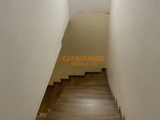 Casa para Venda em São José dos Campos - 5