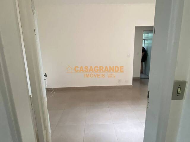 Apartamento para Venda em São José dos Campos - 4
