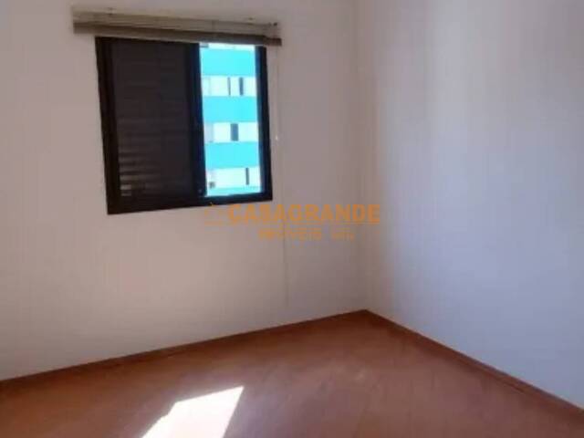 Apartamento para Locação em São José dos Campos - 4