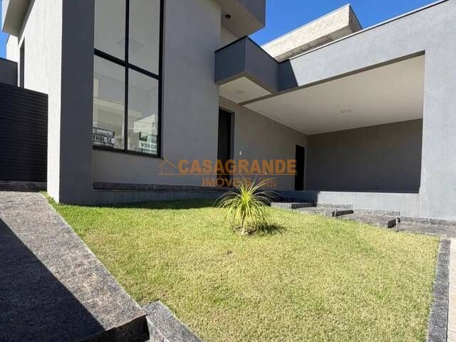 Casa para Venda em São José dos Campos - 5