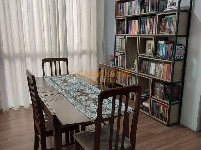 Apartamento para Venda em São José dos Campos - 4