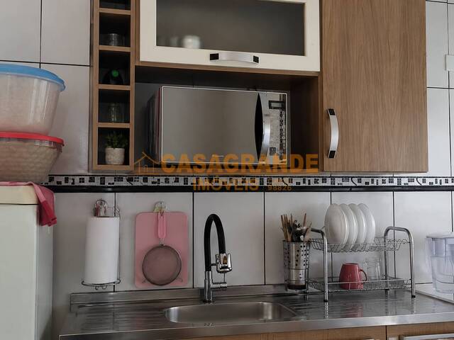 Apartamento para Venda em São José dos Campos - 4