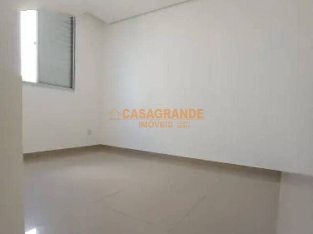 Apartamento para Venda em São José dos Campos - 4