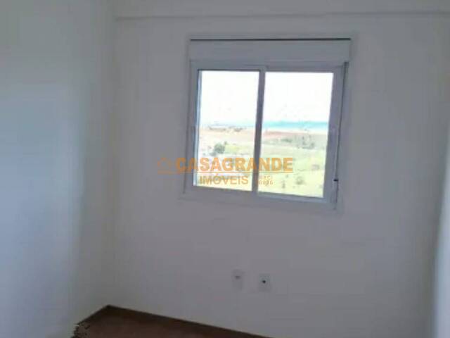 Apartamento para Venda em São José dos Campos - 4