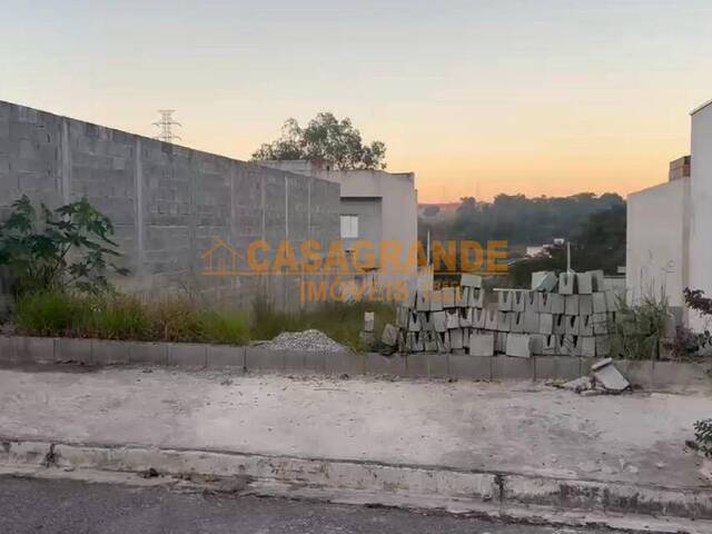 Área para Venda em São José dos Campos - 4