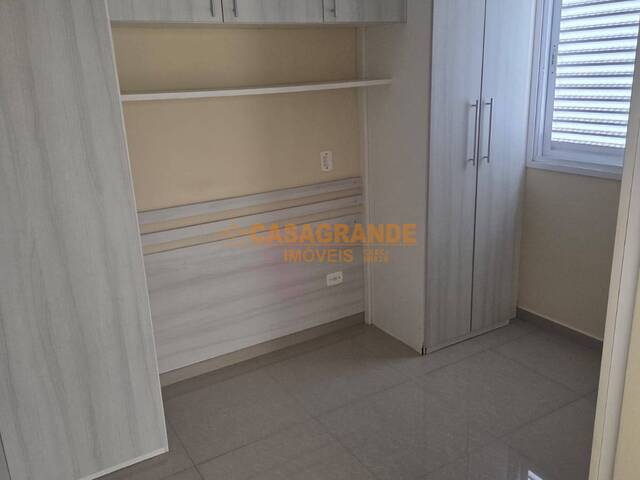 Apartamento para Locação em São José dos Campos - 4