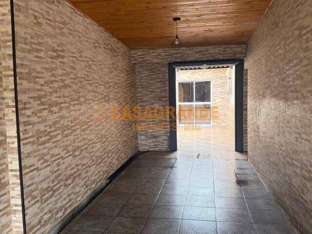 Casa para Venda em São José dos Campos - 5