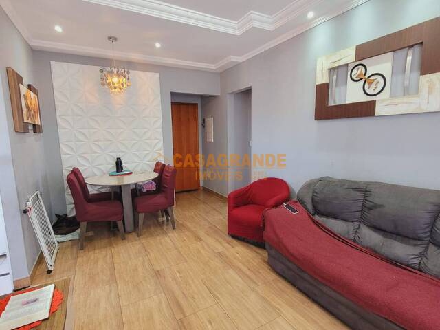 Apartamento para Venda em São José dos Campos - 4
