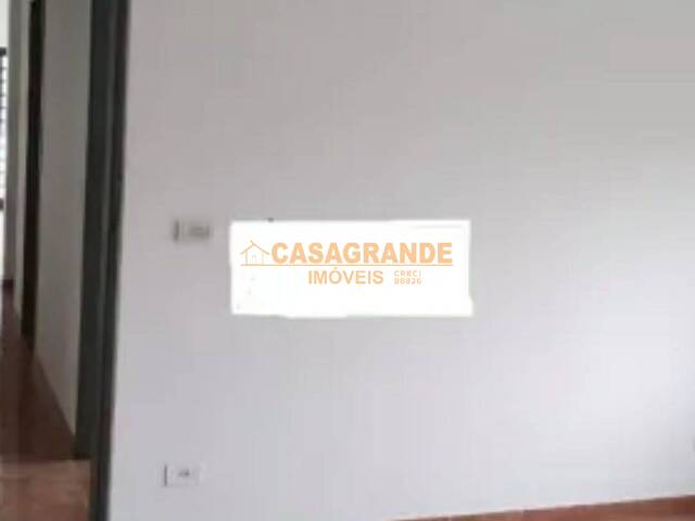 Casa para Venda em São José dos Campos - 5
