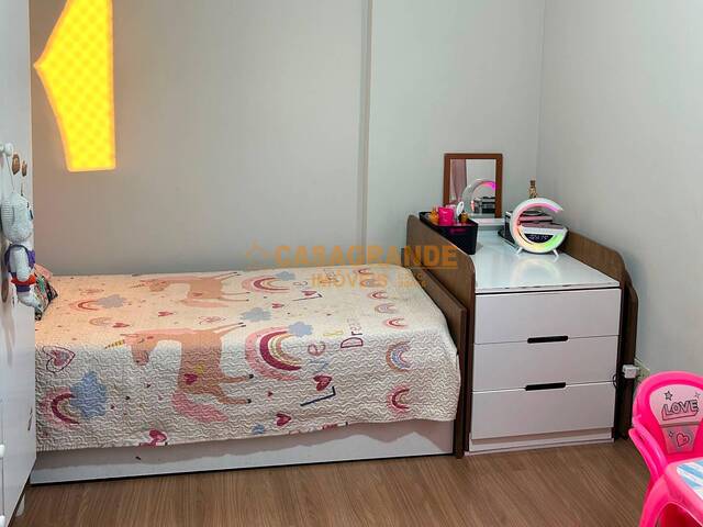 Apartamento para Venda em São José dos Campos - 5