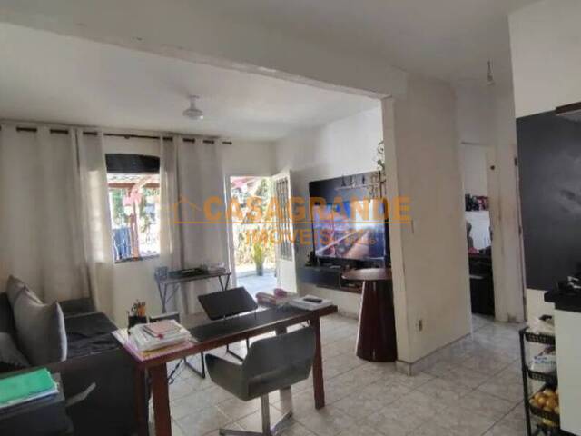 Casa para Venda em São José dos Campos - 5