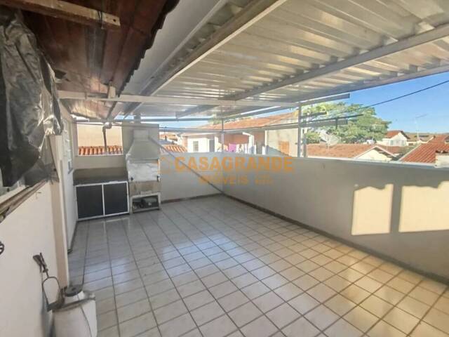 Casa para Venda em São José dos Campos - 5